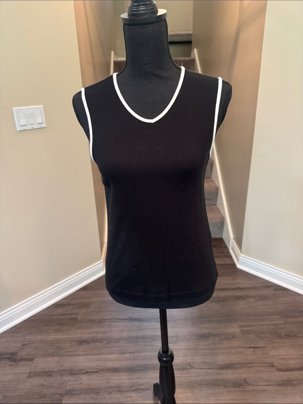 Emanuel Ungaro Black Knit V-Neck Sleeveless Tank with White Trim